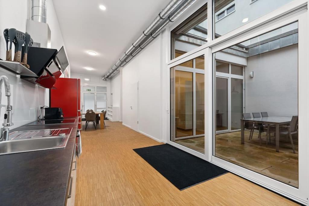 Modernes Loft - Hochwertig, Zentral & Seenaehe Friedrichshafen Luaran gambar